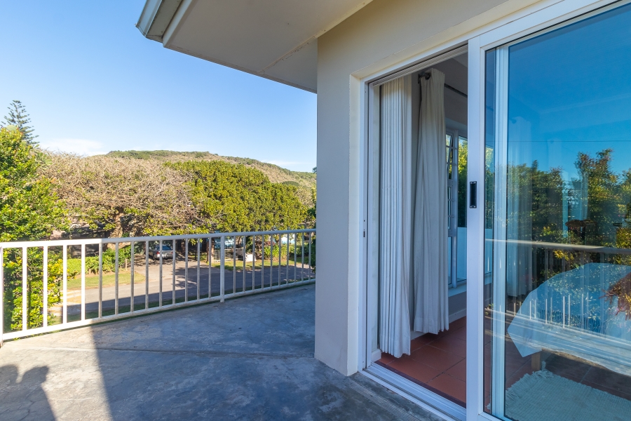 5 Bedroom Property for Sale in Kenton On Sea Eastern Cape